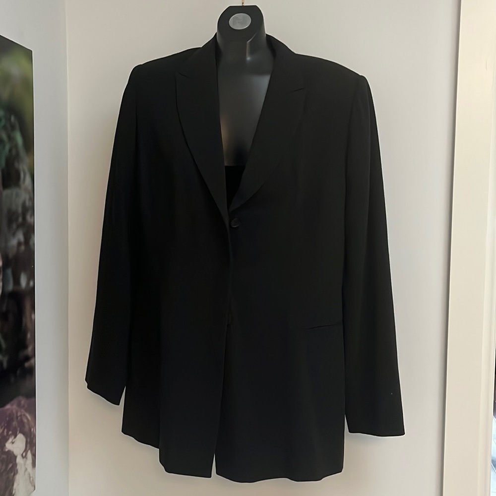 Classic oversized black blazer Holt Renfrew 14